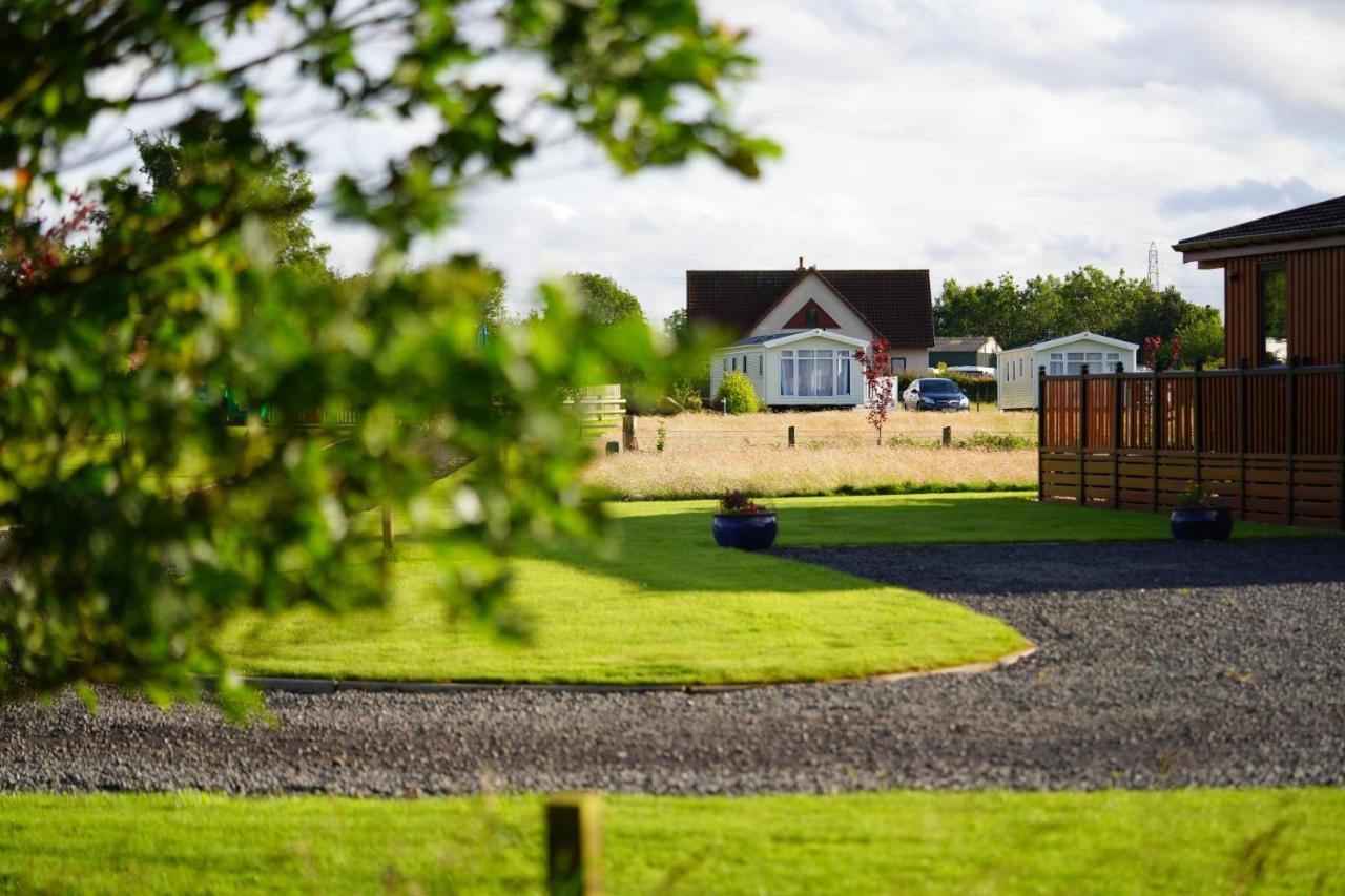 Linwater Caravan Park - Luxury Lodges And Static Caravans Near Edinburgh Newbridge  Exteriör bild