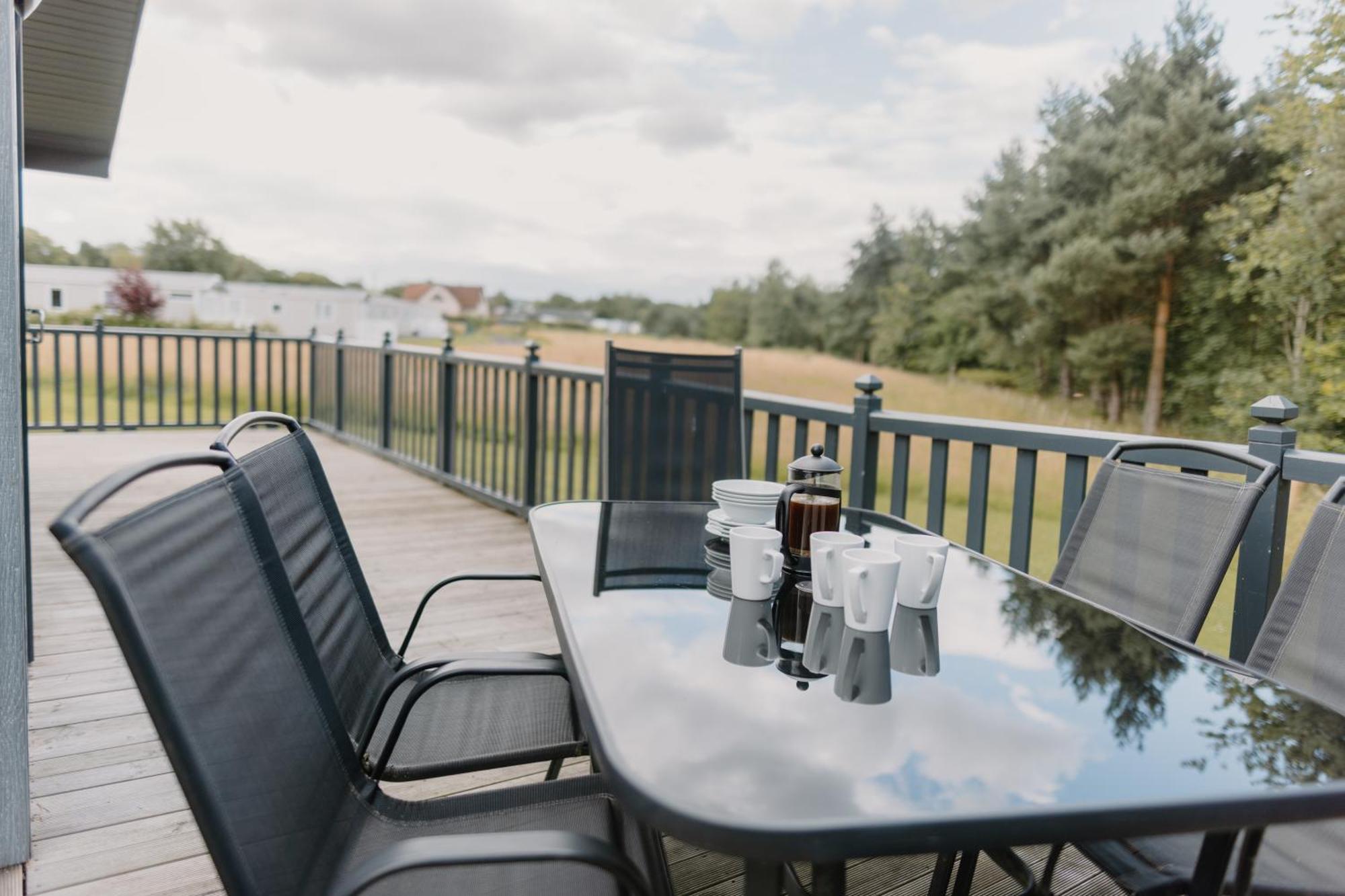 Linwater Caravan Park - Luxury Lodges And Static Caravans Near Edinburgh Newbridge  Exteriör bild