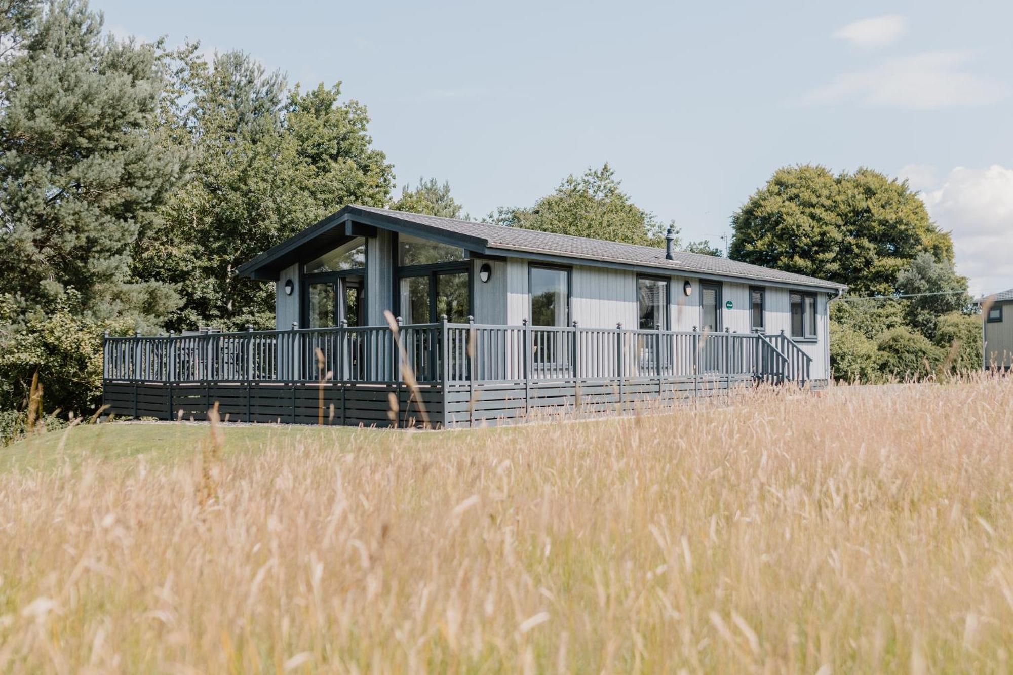 Linwater Caravan Park - Luxury Lodges And Static Caravans Near Edinburgh Newbridge  Exteriör bild