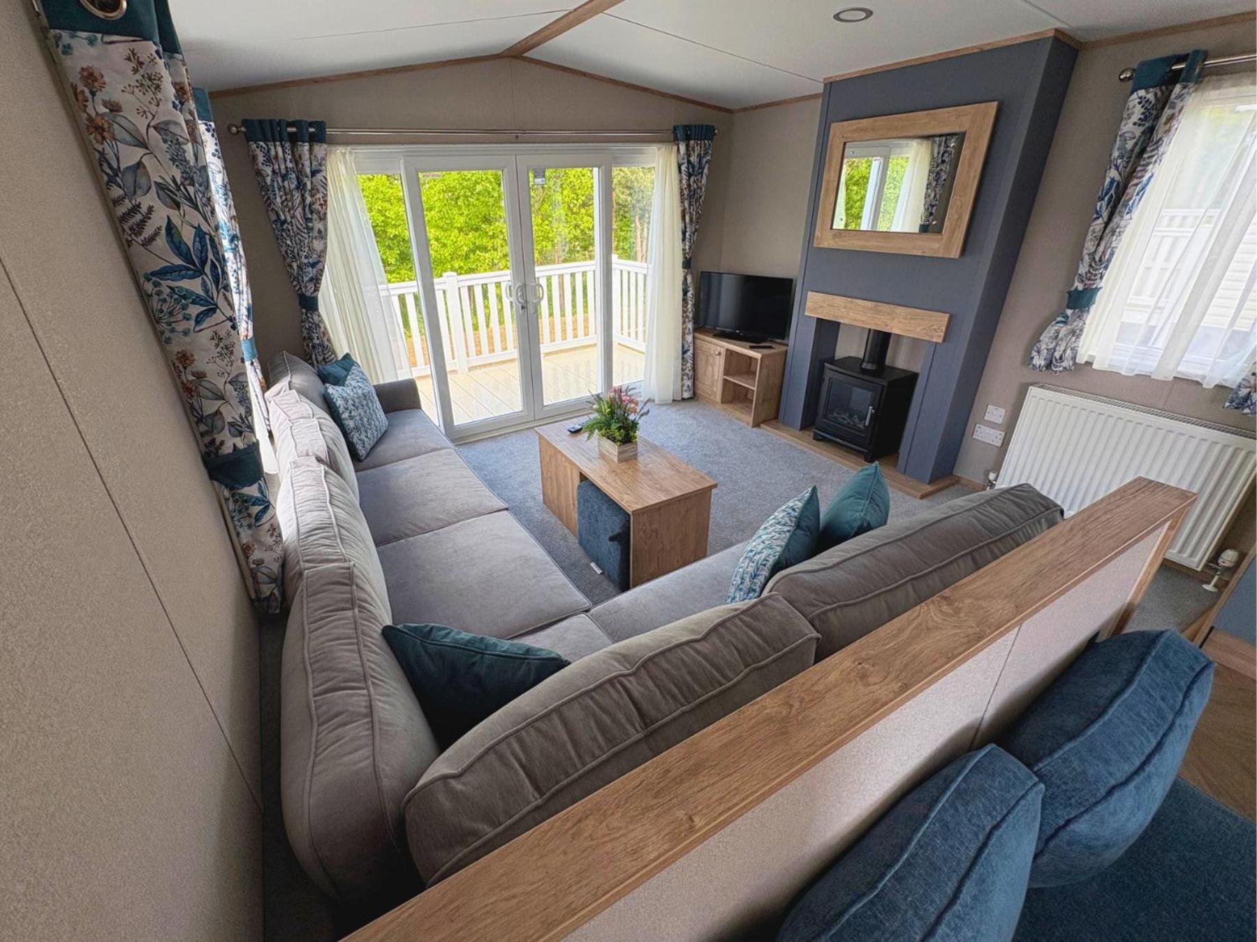 Linwater Caravan Park - Luxury Lodges And Static Caravans Near Edinburgh Newbridge  Exteriör bild